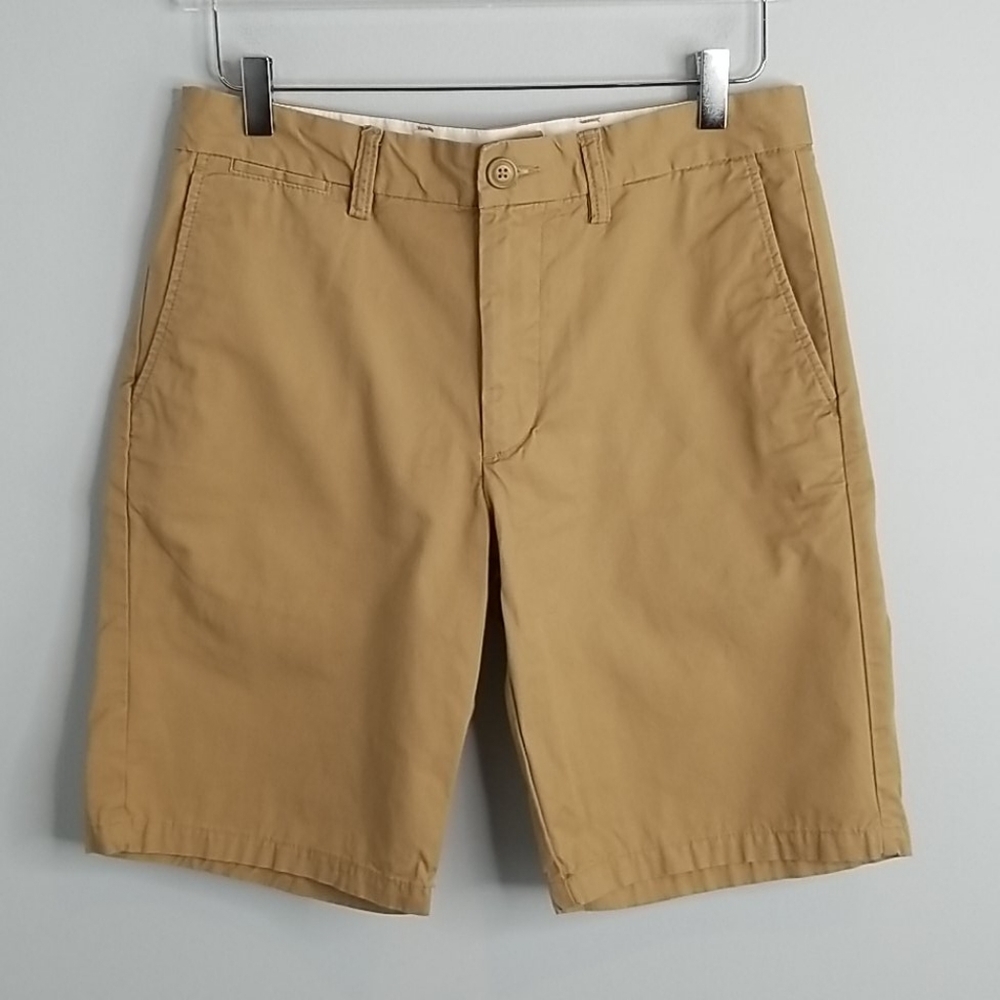 Old Navy Ultimate Slim Khaki Shorts 30 medium